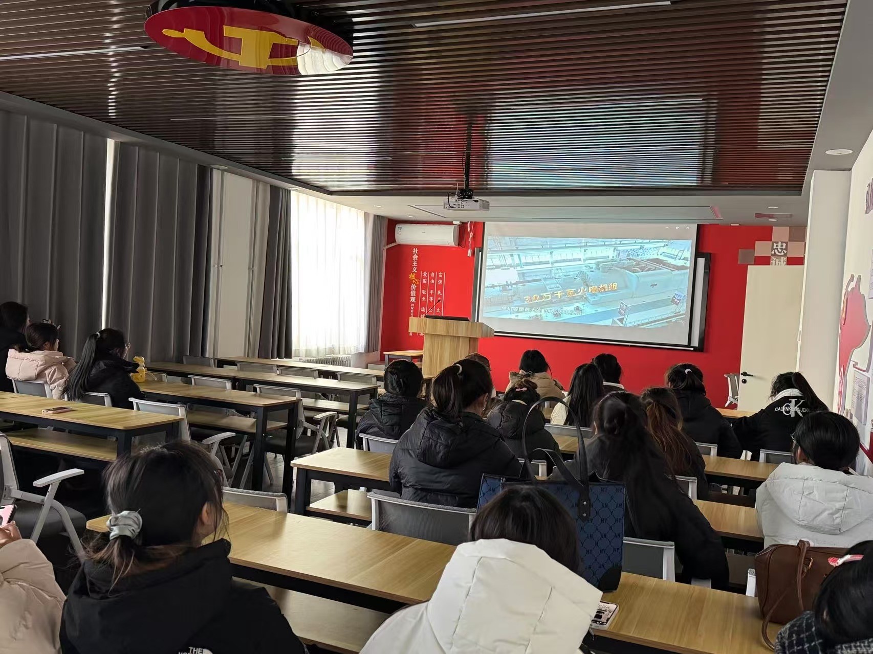 “五史”实践教育课